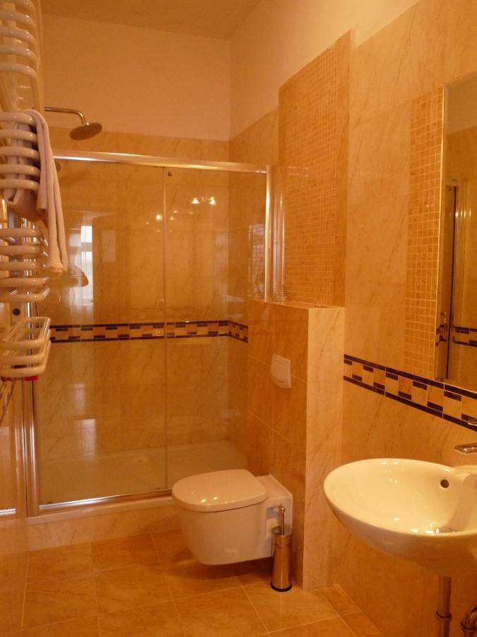 Rezydencja Cleopatra Bed & Breakfast Lublin Oda fotoğraf